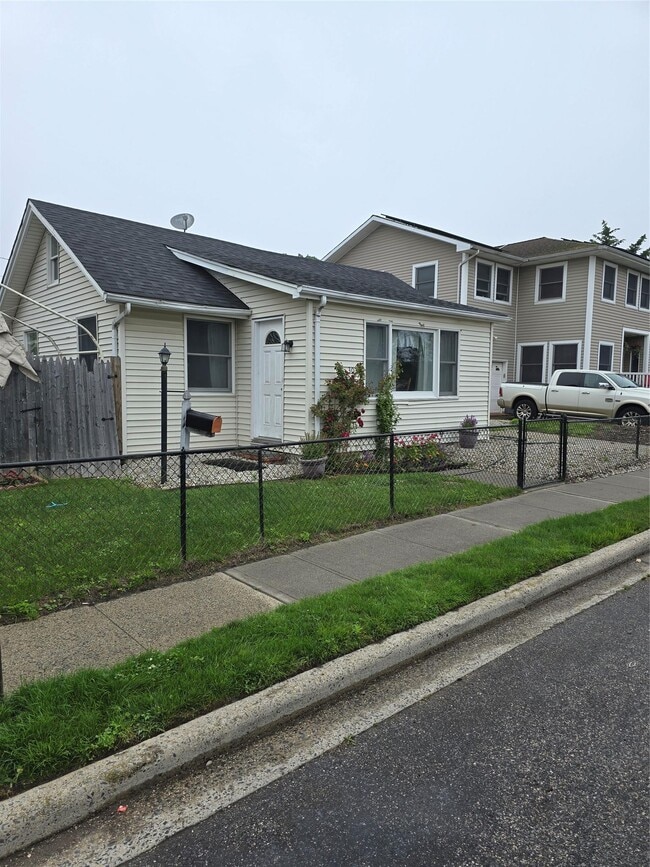 property at 30 Julian Pl