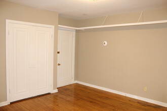 938-940 East 3rd in St. Paul, MN - Building Photo - Interior Photo