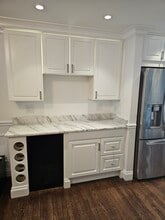 11 Oak St in Wellesley, MA - Building Photo - Building Photo