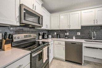 3191 Paradox Cir in Kissimmee, FL - Building Photo - Building Photo