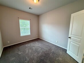 18665 Legend Oaks Dr in Magnolia, TX - Building Photo - Building Photo