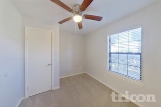 161 Hunter Dr in Cedar Hill, TX - Building Photo - Building Photo