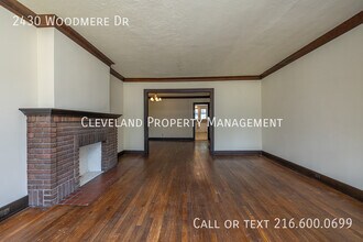 2430 Woodmere Dr in Cleveland Heights, OH - Building Photo - Building Photo