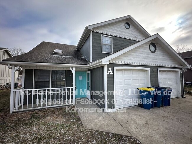 35 Cherry St in Liberty, MO - Building Photo - Building Photo