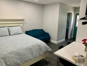 3720 Granada Ave in San Diego, CA - Building Photo - Building Photo