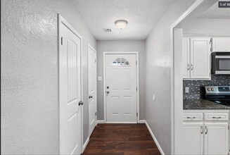 4646 SE Caber Cir in Lawton, OK - Building Photo - Building Photo