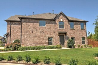 4817 Bridgewater St in Plano, TX - Foto de edificio - Building Photo