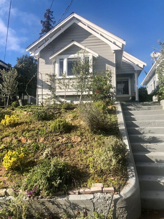 4329 Howe St in Oakland, CA - Building Photo - Building Photo