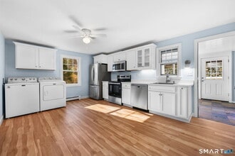 85 Judd Rd in Easton, CT - Building Photo - Building Photo