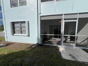 9780 Marina Blvd in Boca Raton, FL - Building Photo - Building Photo