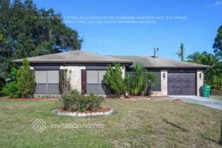 property at 621 NE Helicon Ln
