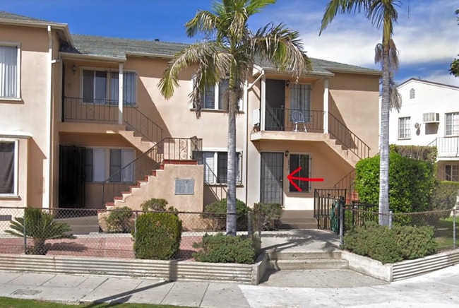 2100 W Olympic Blvd, Unit 2100 W Olympic Blvd