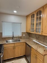 1158 Raymond Ave in Glendale, CA - Building Photo - Building Photo