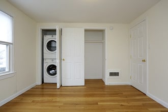 Mill Company Gardens Apartments in South Portland, ME - Building Photo - Interior Photo