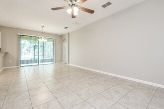 2914 Vista Ct in Kissimmee, FL - Foto de edificio - Building Photo