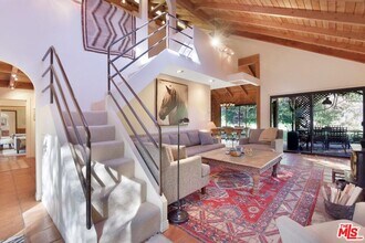 1441 Bonnell Dr in Topanga, CA - Building Photo - Building Photo