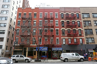 1059 First Ave in New York, NY - Building Photo - Building Photo