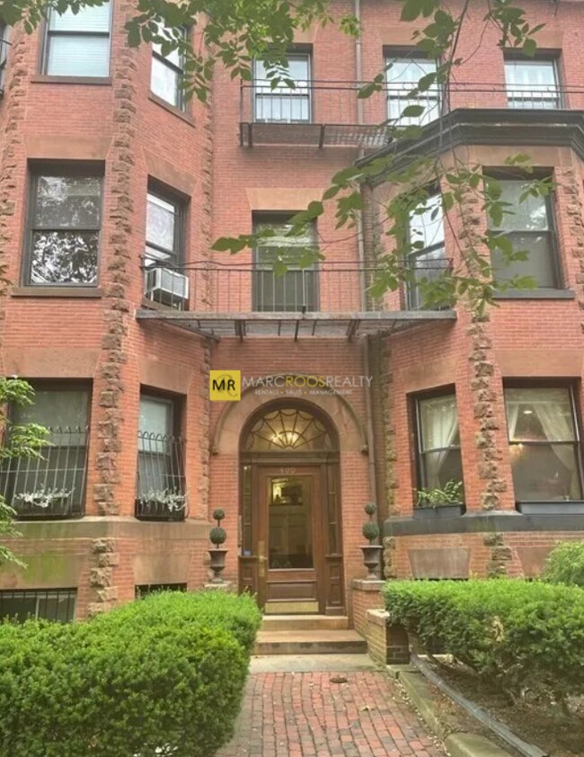 property at 400 Marlborough St