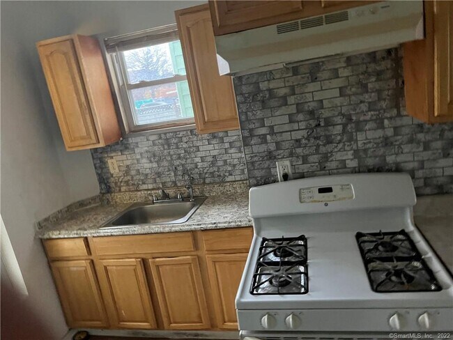 89 Woolsey St in New Haven, CT - Building Photo - Building Photo