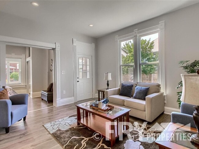 725 S Lincoln St in Denver, CO - Building Photo - Building Photo