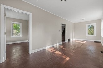 883 Palmetto Ave in Akron, OH - Foto de edificio - Building Photo