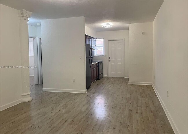 1831 NW 41st St-Unit -1831 in Miami, FL - Building Photo - Building Photo