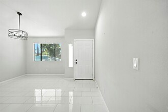 639 E 5th St in San Jacinto, CA - Building Photo - Building Photo