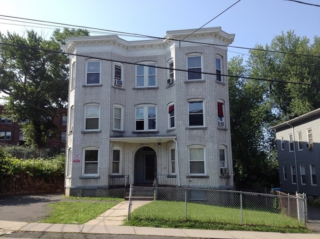 15-17 Hamilton St in Hartford, CT - Foto de edificio - Building Photo
