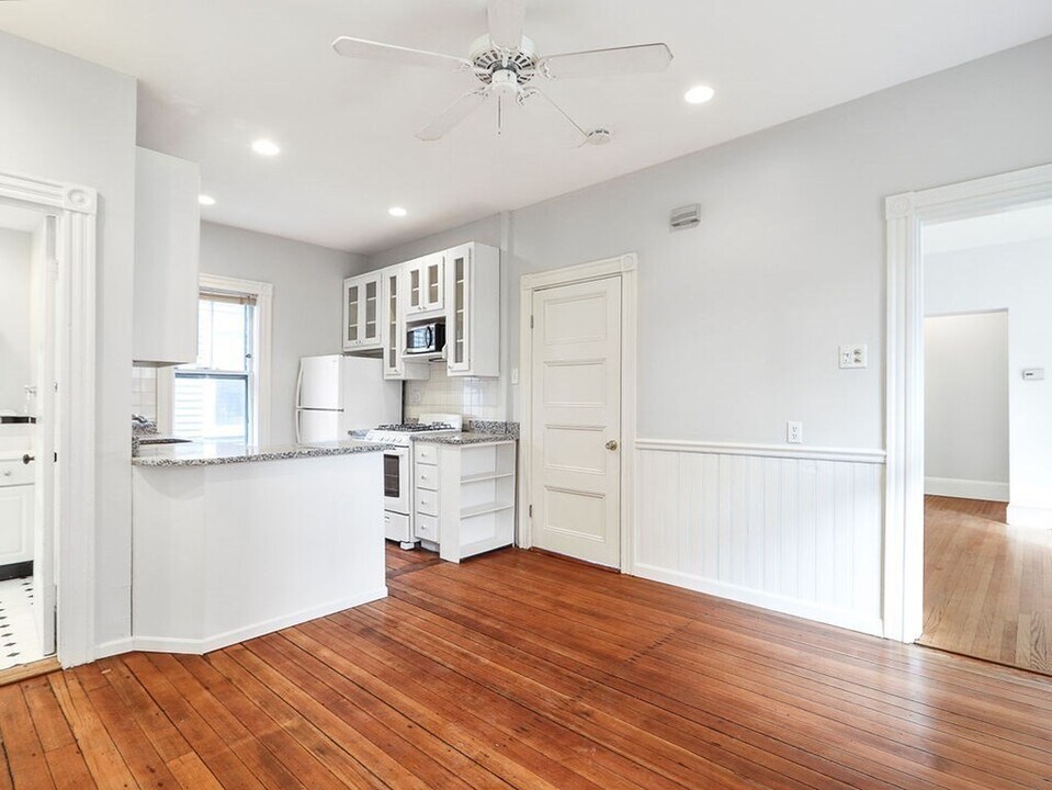 23 Richard Ave in Cambridge, MA - Building Photo