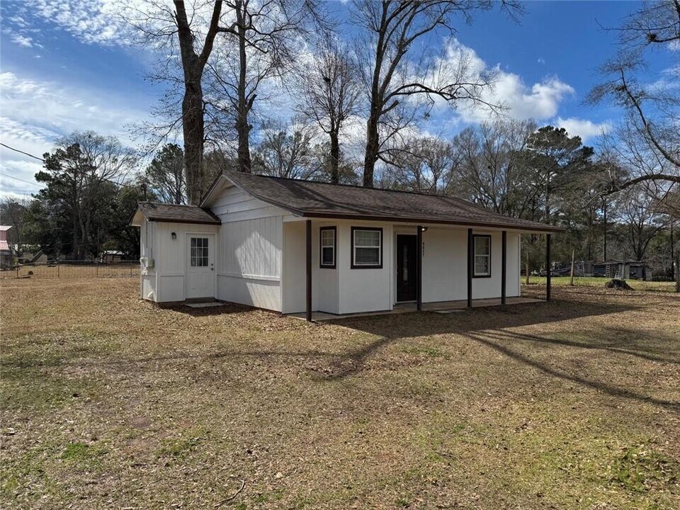 9851 Abbeys Ln in Semmes, AL - Building Photo