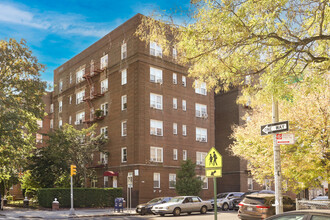 430 Ocean Pky in Brooklyn, NY - Building Photo - Primary Photo