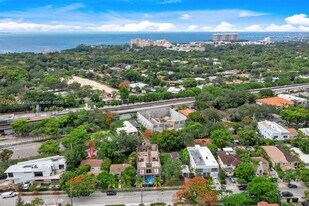 3242 SW 1st Ave in Miami, FL - Building Photo