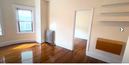 1316 Commonwealth Ave in Boston, MA - Building Photo - Building Photo