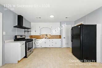 1326 W Shepherd St in Denison, TX - Building Photo - Building Photo