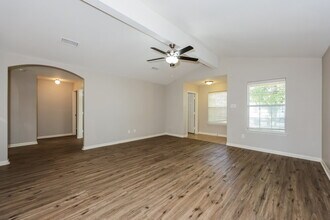 629 Misty Mountain Dr in Fort Worth, TX - Foto de edificio - Building Photo