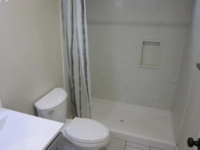 29318 Dixon St in Hayward, CA - Building Photo - Building Photo