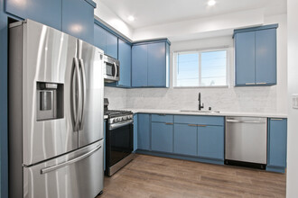 1139 S Lorena St, Unit 1139 in Los Angeles, CA - Building Photo - Building Photo