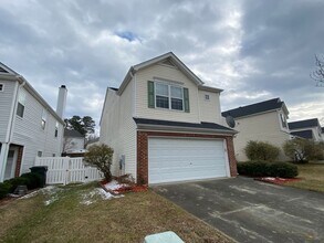 9829 Treymore Dr in Raleigh, NC - Building Photo - Building Photo