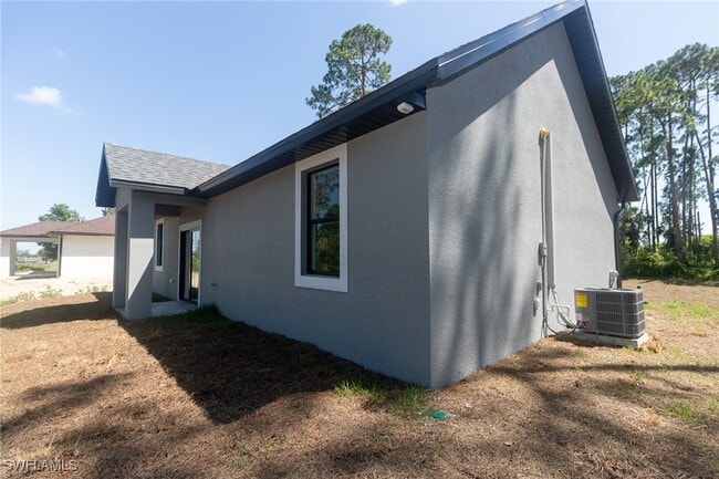 property at 3105 Myra Ln