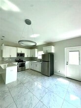 13 Mia Rose S Ln in Edinburg, TX - Building Photo - Building Photo