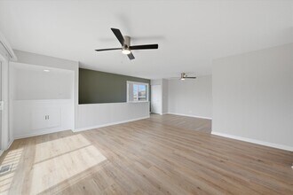 238 Algonquin Ct in Bolingbrook, IL - Building Photo - Building Photo