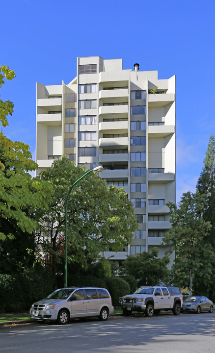 Times Square in Burnaby, BC - Building Photo