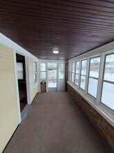 1350 Davis Ave NW in Grand Rapids, MI - Foto de edificio - Building Photo