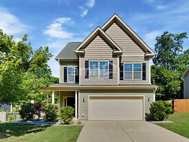 746 Sycamore Springs Dr in Fuquay Varina, NC - Building Photo