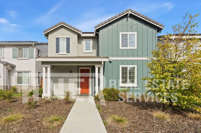 property at 632 Whitewater Wy