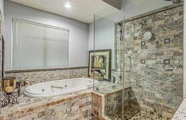 7769 Verde River Way in Las Vegas, NV - Building Photo - Building Photo