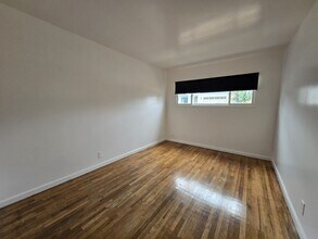 1160 Eighth St in Manhattan Beach, CA - Building Photo - Building Photo