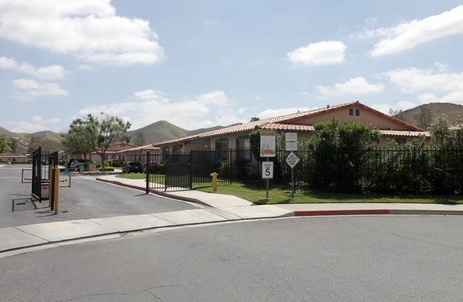 Halter Hillside Apartments in Menifee, CA - Building Photo - Building Photo