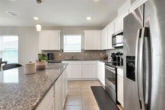 1623 Aspen Ave in Davenport, FL - Building Photo - Building Photo