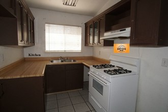 829 Silvestre Rd in El Paso, TX - Building Photo - Building Photo